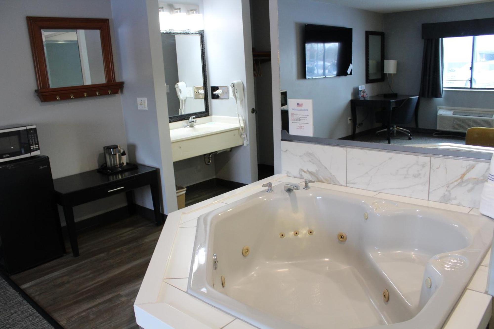 American Inn And Suites Ionia Luaran gambar