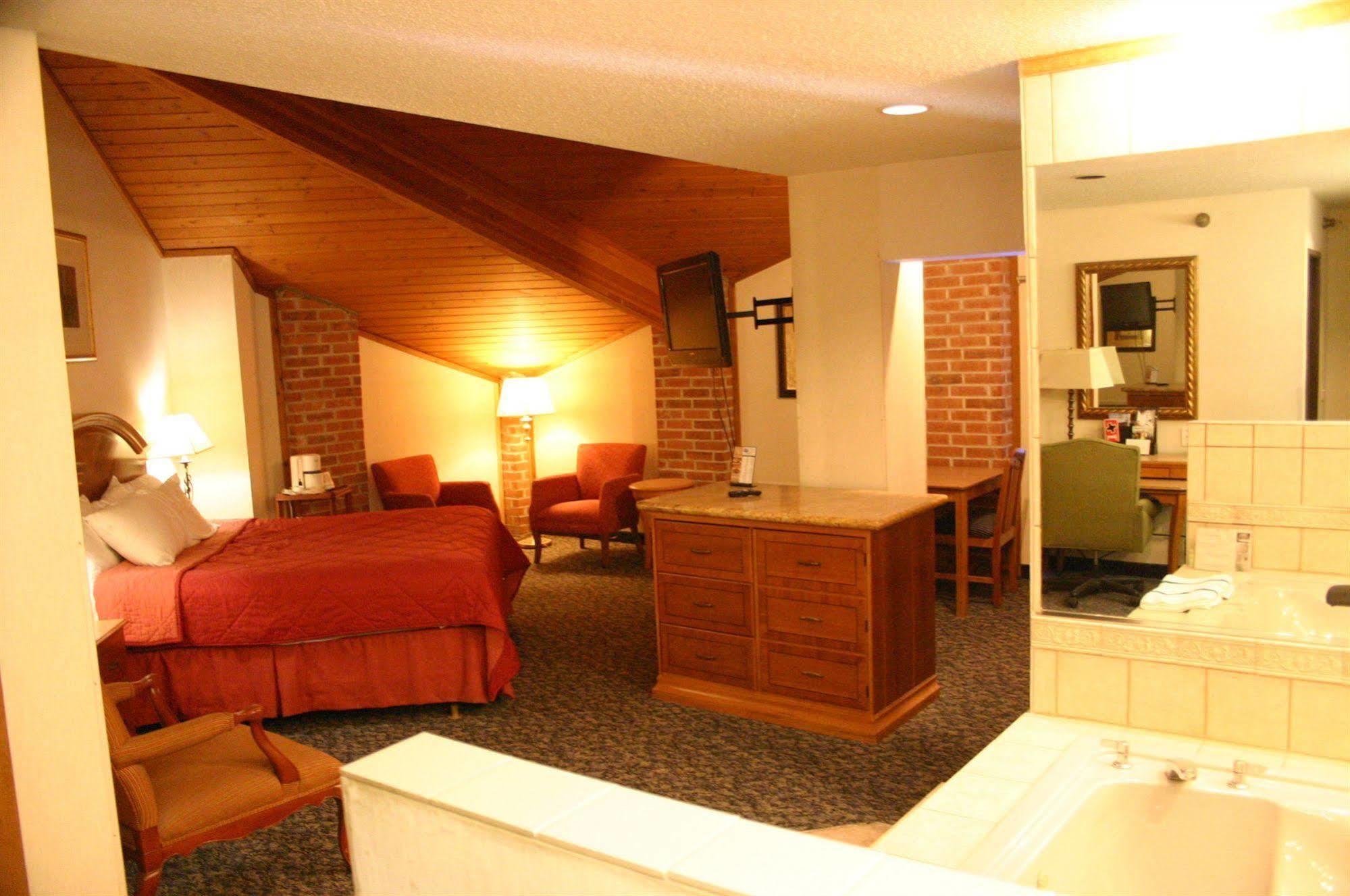 American Inn And Suites Ionia Luaran gambar