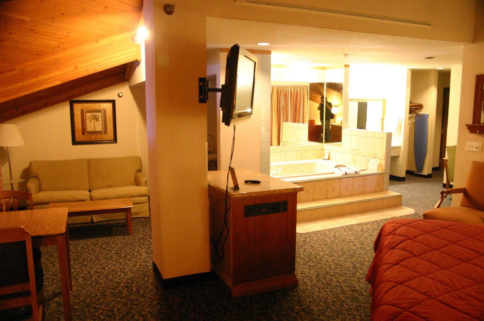 American Inn And Suites Ionia Luaran gambar